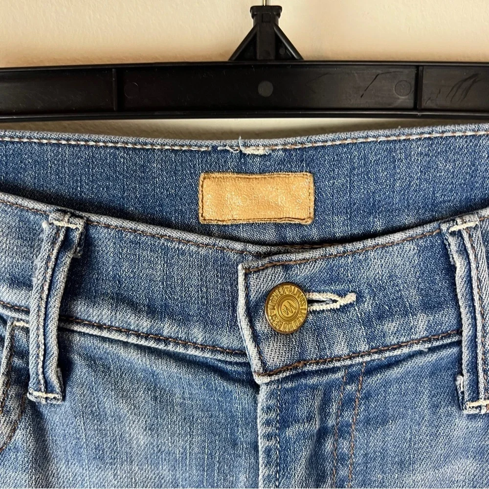 MOTHER Insider Crop Step Fray Jeans in SHAKE WELL SIZE 27